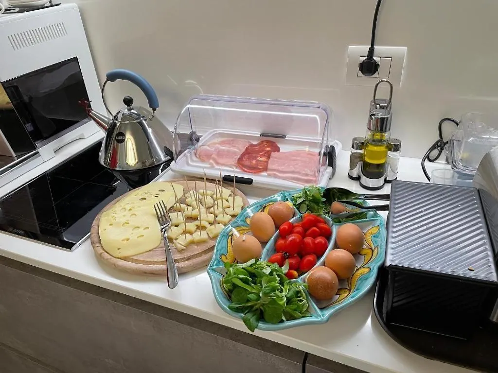 Guest house Enjoy Garden - Flavio Baracchini 9 - Rooms Milan