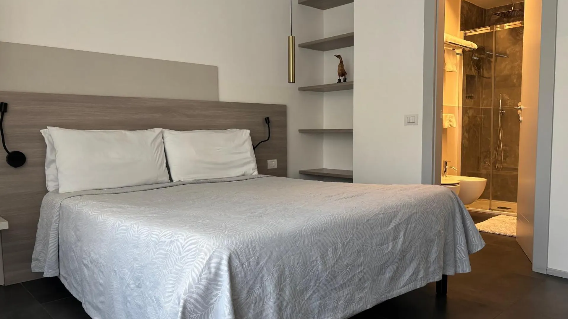 Enjoy Garden - Flavio Baracchini 9 - Rooms Milan 0*,  Italy